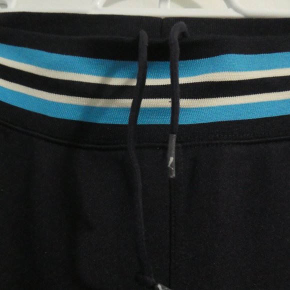 PUMA | medium | Navy joggers with blue, navy and white stripes | drawstring - Picture 9 of 16